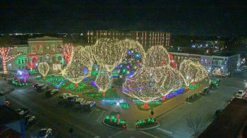 Weather camera view of Walton�s 5 & 10.