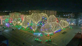 Weather camera view of Walton�s 5 & 10.