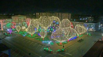 Weather camera view of Walton�s 5 & 10.