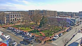 Weather camera view of Walton�s 5 & 10.