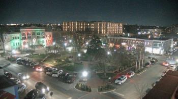 Weather camera view of Walton�s 5 & 10.