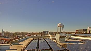 Weather camera view of Walton�s 5 & 10.