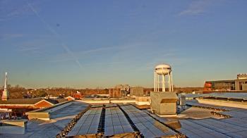 Weather camera view of Walton�s 5 & 10.