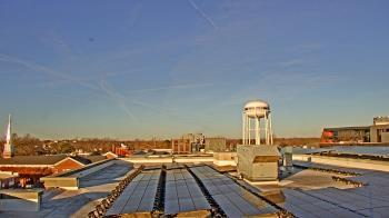 Weather camera view of Walton�s 5 & 10.