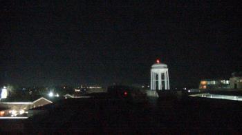 Weather camera view of Walton�s 5 & 10.