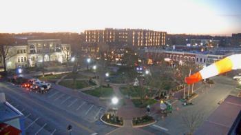 Weather camera view of Walton�s 5 & 10.