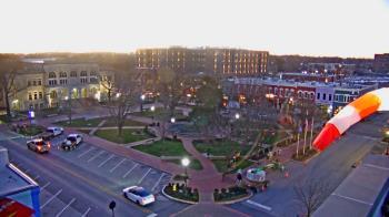 Weather camera view of Walton�s 5 & 10.