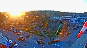 Weather camera view of Walton�s 5 & 10.