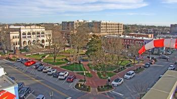 Weather camera view of Walton�s 5 & 10.