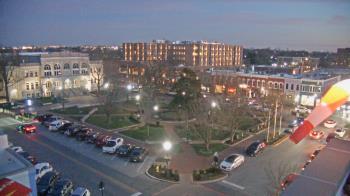 Weather camera view of Walton�s 5 & 10.