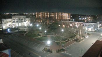 Weather camera view of Walton�s 5 & 10.