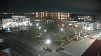 Weather camera view of Walton�s 5 & 10.