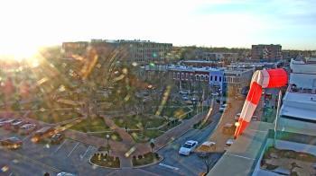 Weather camera view of Walton�s 5 & 10.