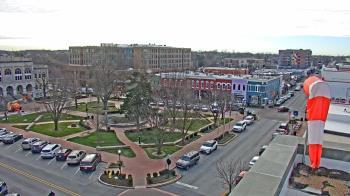 Weather camera view of Walton�s 5 & 10.