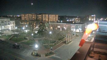 Weather camera view of Walton�s 5 & 10.