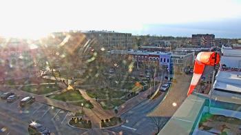 Weather camera view of Walton�s 5 & 10.