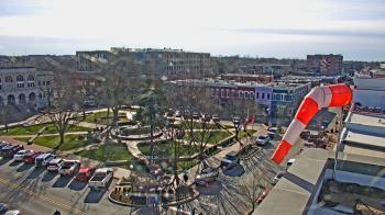 Weather camera view of Walton�s 5 & 10.