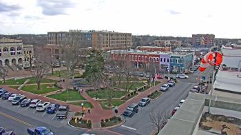 Weather camera view of Walton�s 5 & 10.