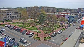 Weather camera view of Walton�s 5 & 10.