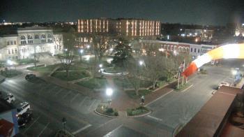 Weather camera view of Walton�s 5 & 10.