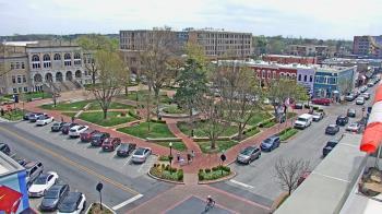 Weather camera view of Walton�s 5 & 10.