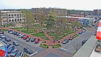 Weather camera view of Walton�s 5 & 10.