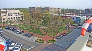 Weather camera view of Walton�s 5 & 10.