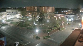 Weather camera view of Walton�s 5 & 10.