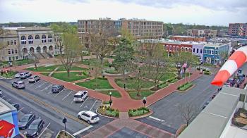 Weather camera view of Walton�s 5 & 10.