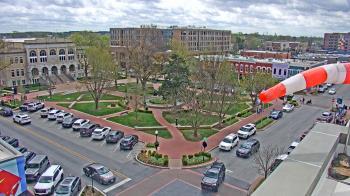 Weather camera view of Walton�s 5 & 10.