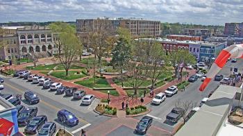 Weather camera view of Walton�s 5 & 10.