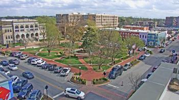 Weather camera view of Walton�s 5 & 10.