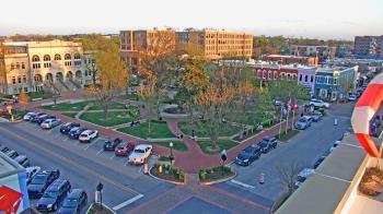 Weather camera view of Walton�s 5 & 10.