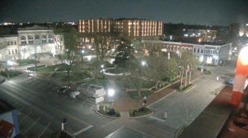 Weather camera view of Walton�s 5 & 10.