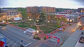 Weather camera view of Walton�s 5 & 10.