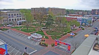 Weather camera view of Walton�s 5 & 10.