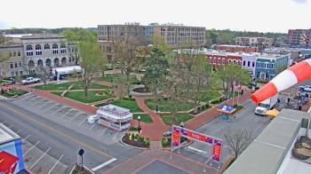 Weather camera view of Walton�s 5 & 10.