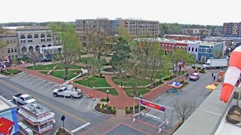 Weather camera view of Walton�s 5 & 10.