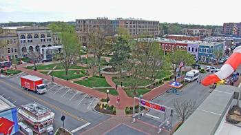 Weather camera view of Walton�s 5 & 10.