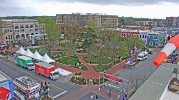 Weather camera view of Walton�s 5 & 10.