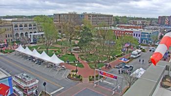 Weather camera view of Walton�s 5 & 10.