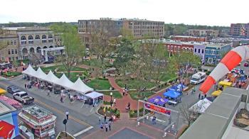 Weather camera view of Walton�s 5 & 10.