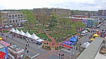 Weather camera view of Walton�s 5 & 10.