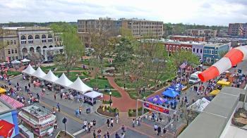 Weather camera view of Walton�s 5 & 10.