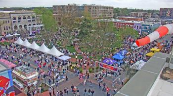 Weather camera view of Walton�s 5 & 10.