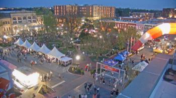 Weather camera view of Walton�s 5 & 10.