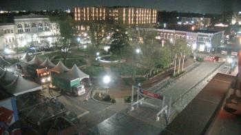 Weather camera view of Walton�s 5 & 10.