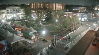 Weather camera view of Walton�s 5 & 10.