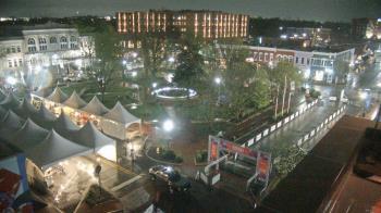 Weather camera view of Walton�s 5 & 10.