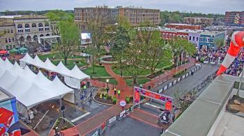 Weather camera view of Walton�s 5 & 10.